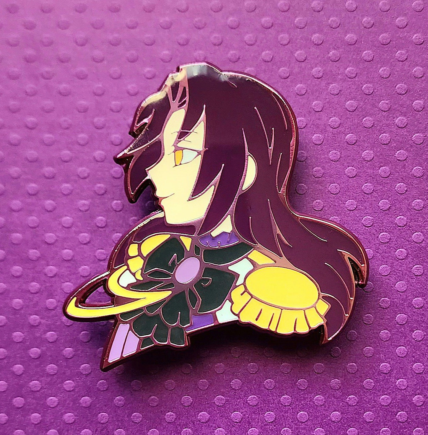 VNC - Domi 2.25" Chrome Enamel Pin