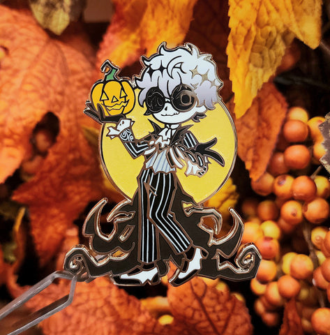 TWST - Skully Enamel Pin