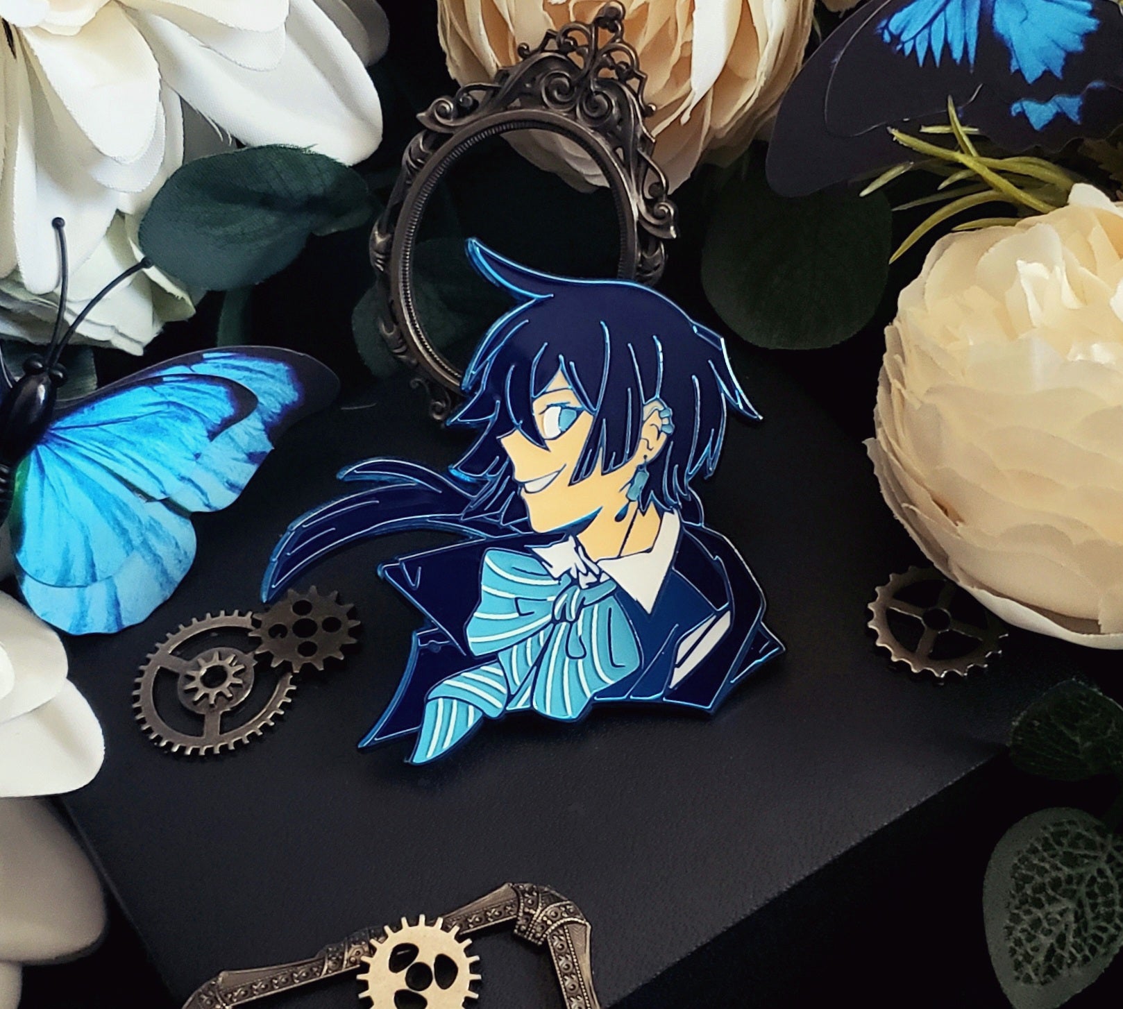 VNC - Vanitas 2.25" Chrome Enamel Pin