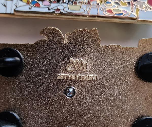 TWST - Heartslabyul 3" Pin on Pin